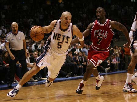 起巨大反响 起巨大反响